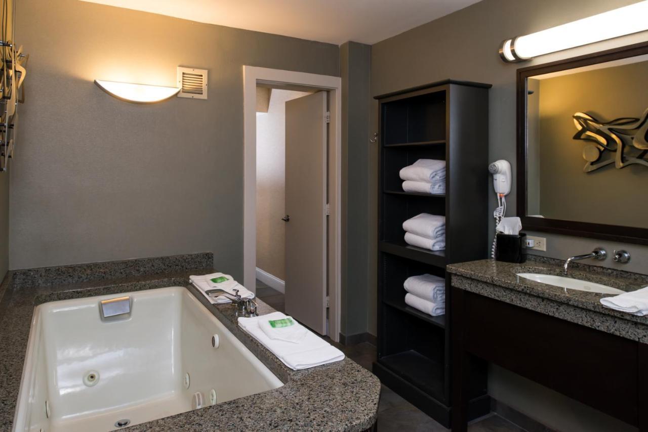 Holiday Inn Concord Downtown, An Ihg Hotel Luaran gambar